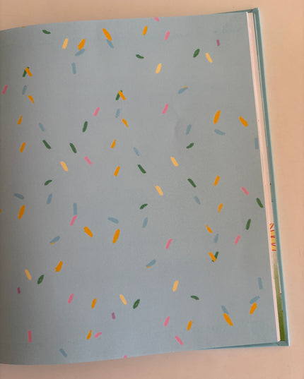Lyng, Sandra: Gratulerer med dagen, Corny