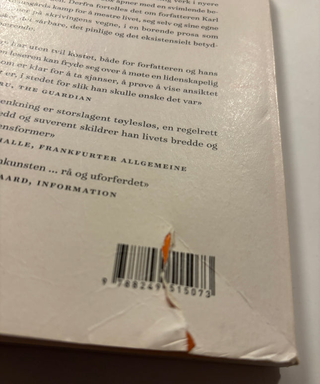 Knausgård, Karl Ove: Min kamp / Første bok