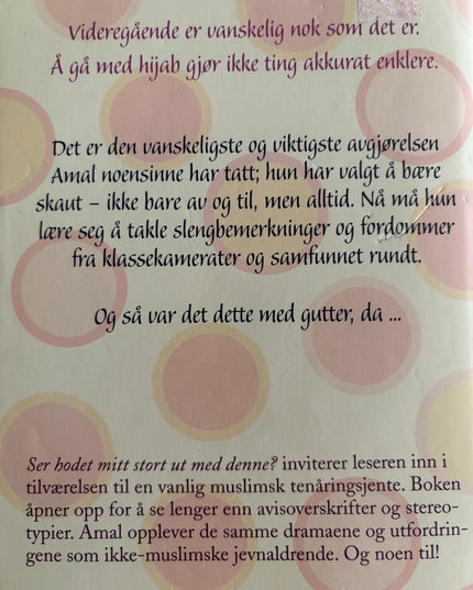 Abdel-Fattah, Randa: Ser hodet mitt stort ut med denne?