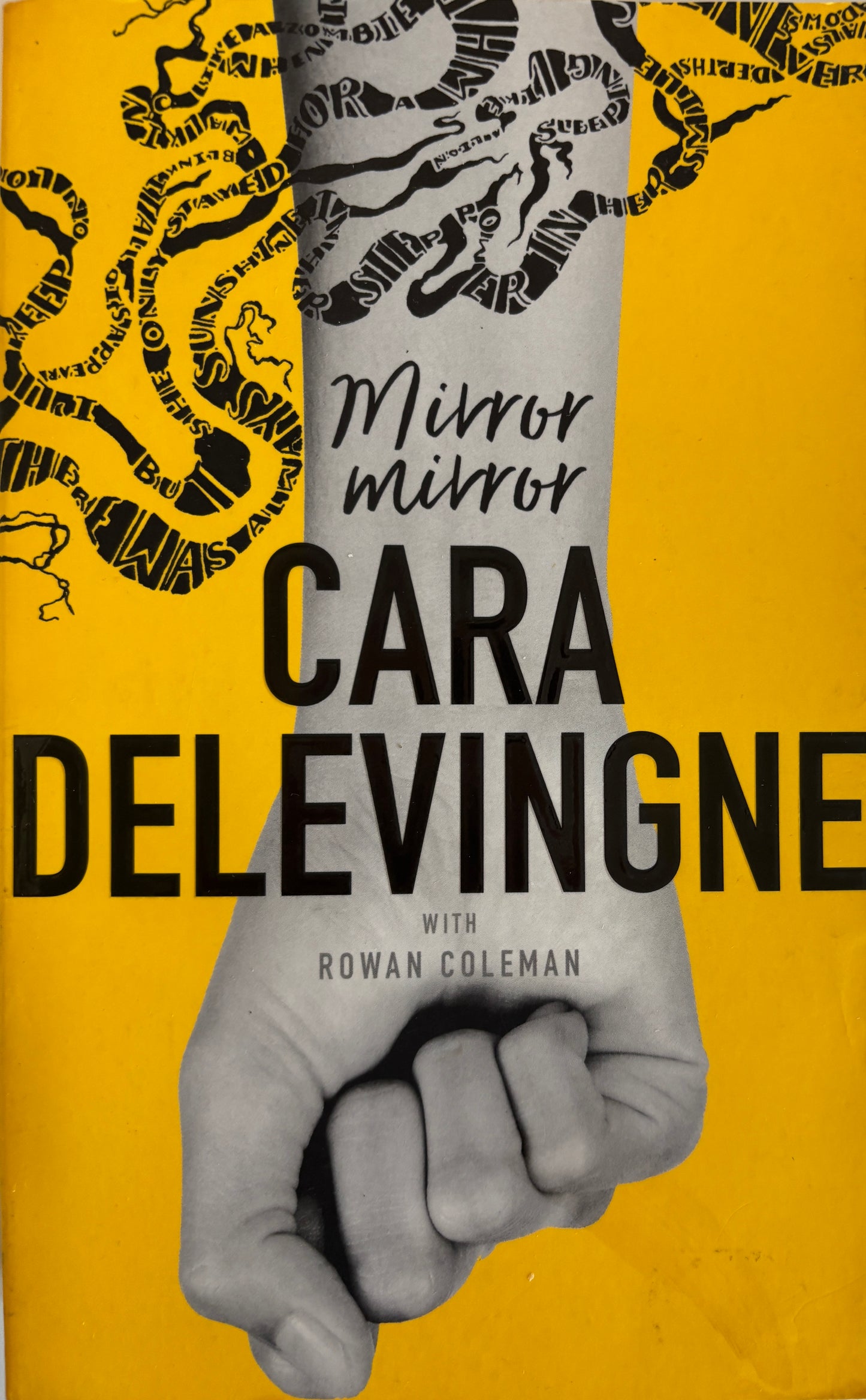 Delevingne, Cara: Mirror, mirror