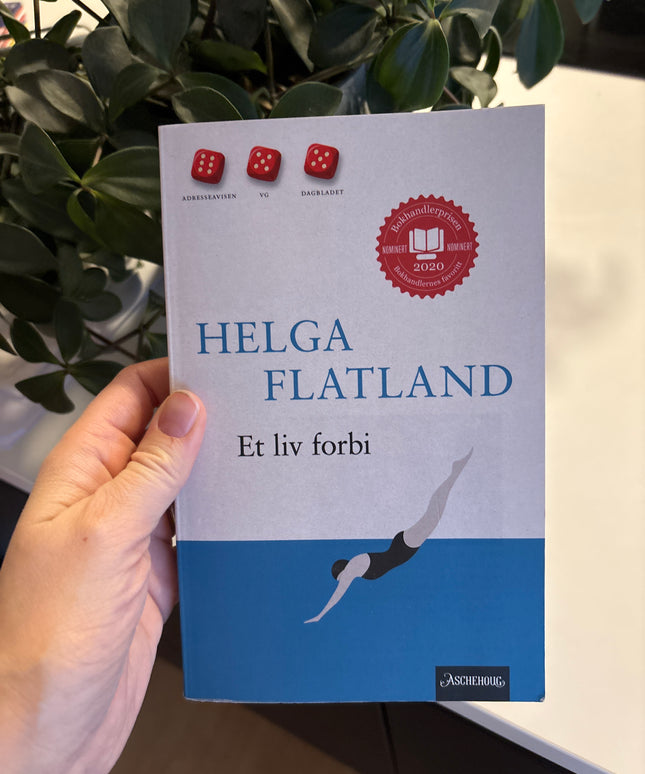 Flatland, Helga: Et liv forbi