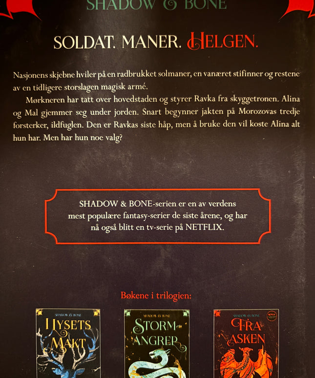 Bardugo, Leigh: Fra asken - Shadow and bone
