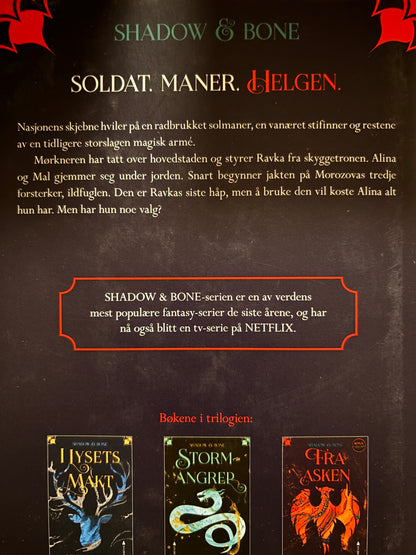 Bardugo, Leigh: Fra asken - Shadow and bone