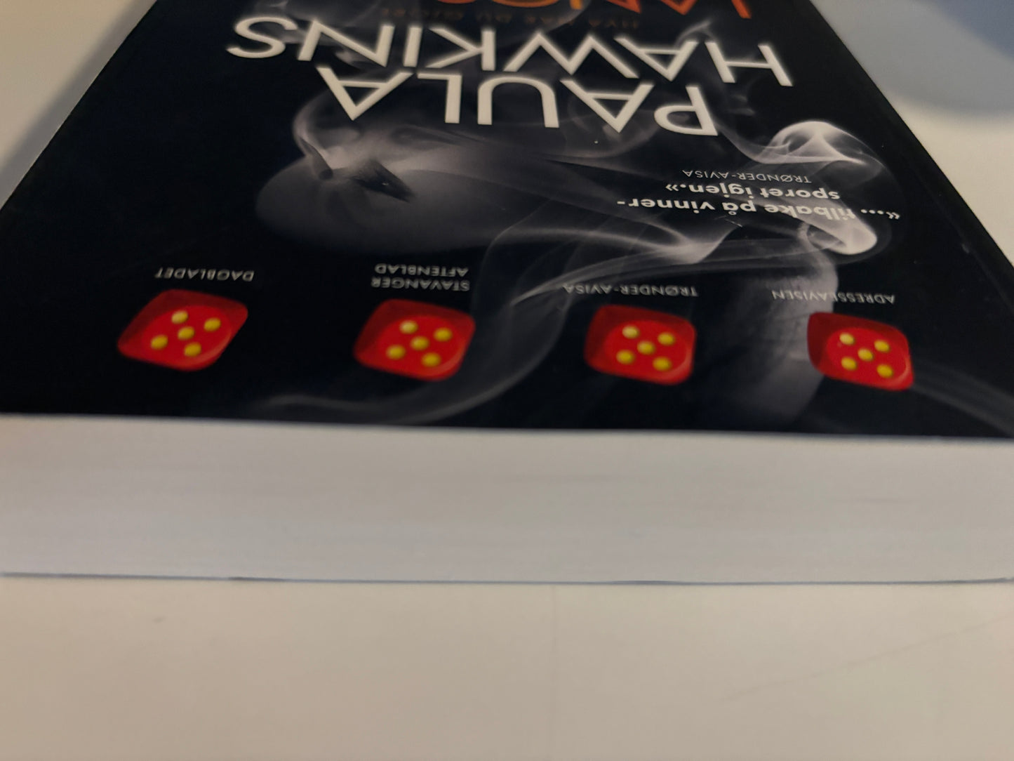 Hawkins, Paula: Langsom ild