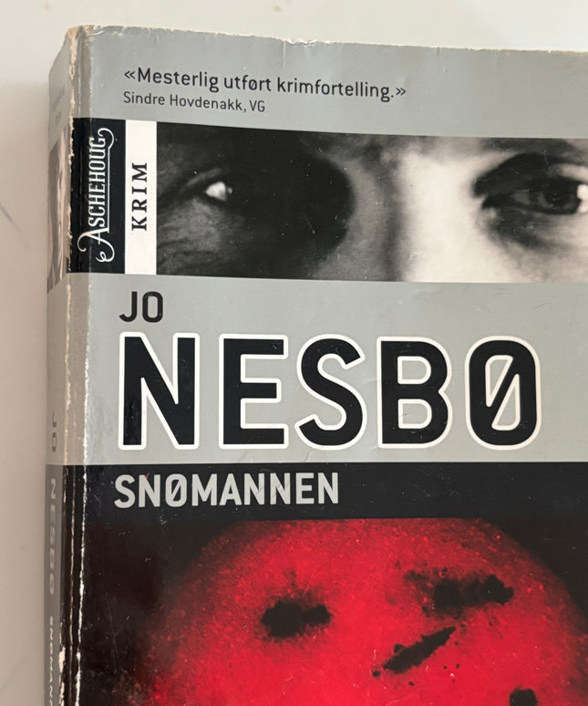 Nesbø, Jo: Snømannen