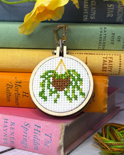 Rooting for You! Mini Matchbox Broderingssett