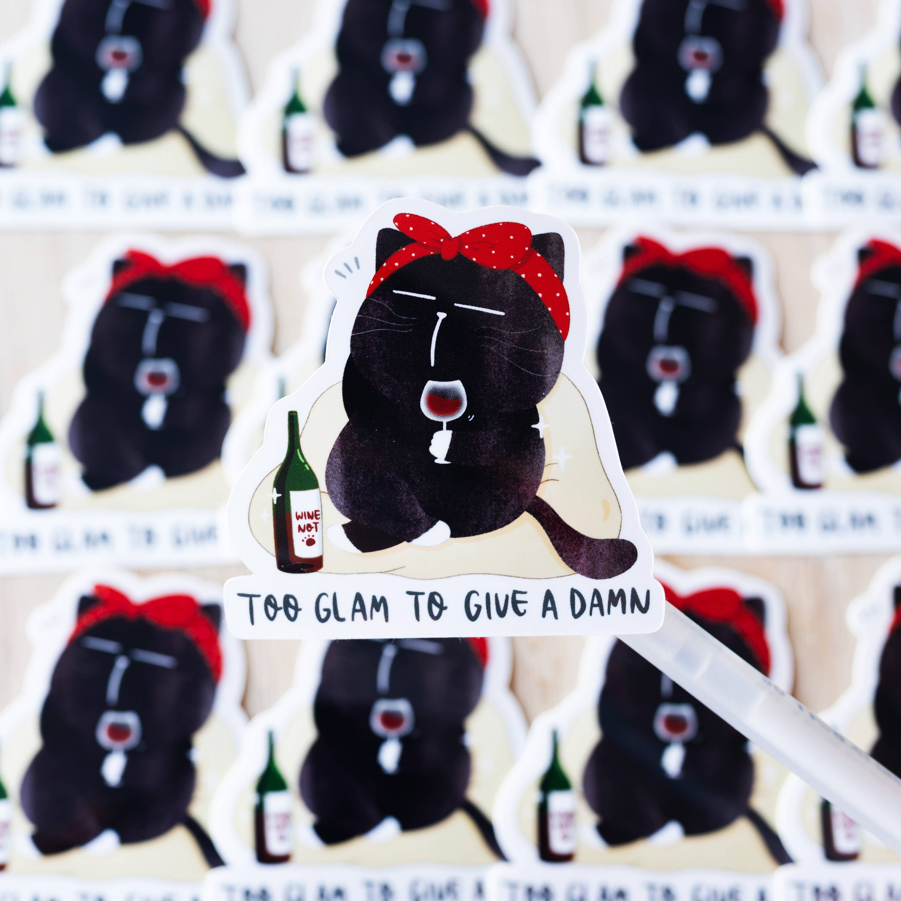 "Too glam to give a damn" Katt Klistremerke