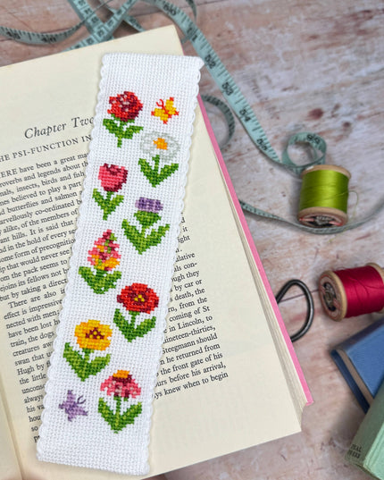 Cottage Garden Bokmerke Broderingssett