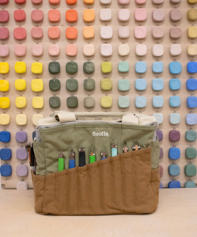 Forhåndsbestilling | Soolla Studio Artist Bag | Good Earth | Hobbyveske