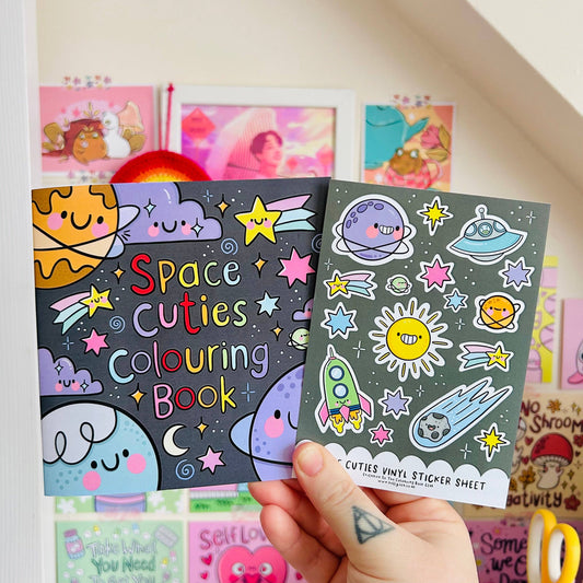 Space Cuties - Fargeleggingsbok