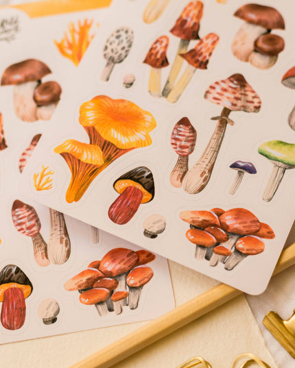 Klistremerkeark | Mushrooms