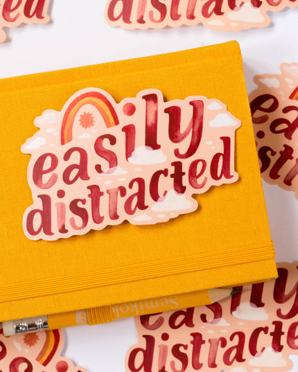 Vinyl Klistremerke | Easily Distracted