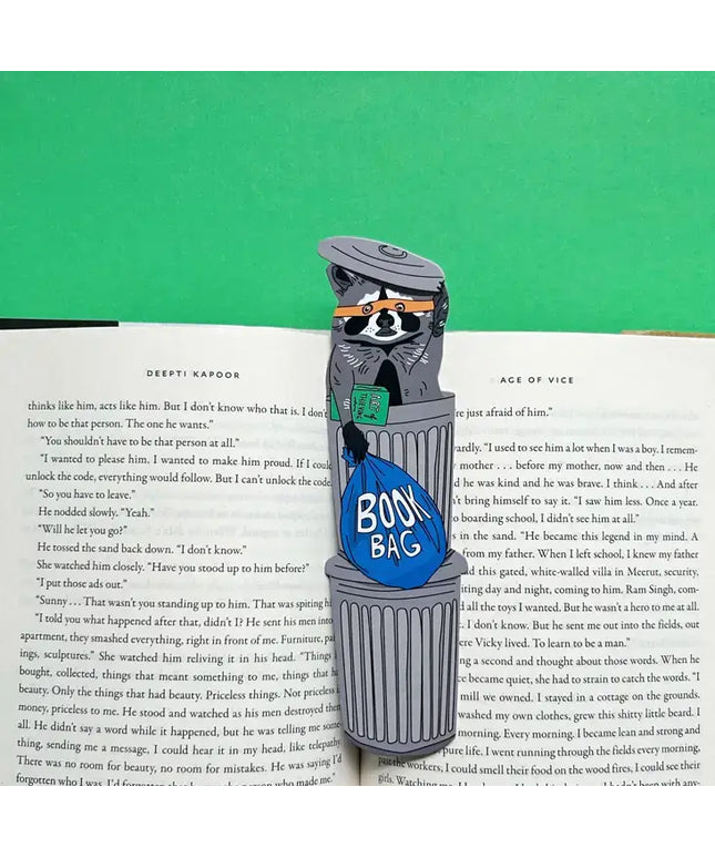 Bokmerke | Naughty Book Loving Raccoon (det er die cut!) LIMITED