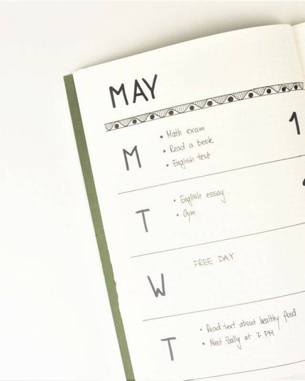 Bullet Journal / Notatbok med Prikker | Spiral Binding | Kitties